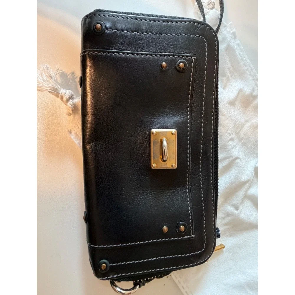 Chloe Paddington Black Leather Zippy Wallet Brass Hardware Turn Lock Woth COA